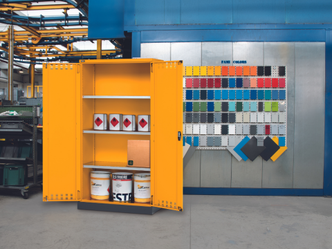 ARMADIO SICUREZZA VERINCI E SOLVENTI PERFOM14025 - AMBIENTATA - SAFETY CABINET FOR PAINTS AND SOLVENTS